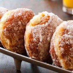 Vanilla CreamFilled Doughnuts