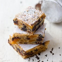 Fruitcake Brownies