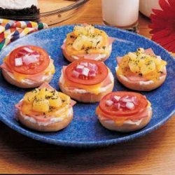 Ham and Cheese Bagels