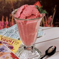 Frosty Strawberry Dessert