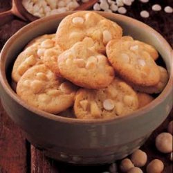 White Chocolate Macadamia Cookies