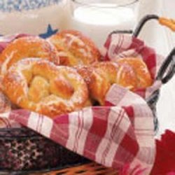 Soft Giant Pretzels