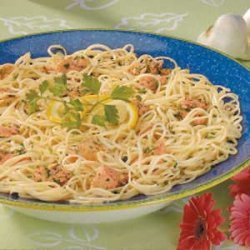 Garlic Salmon Linguine