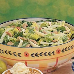 Swiss Cashew Tossed Salad