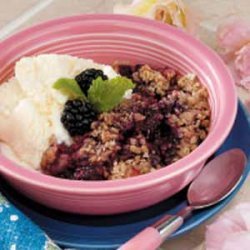 Blackberry Crisp