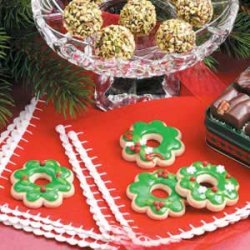 Holiday Wreath Cookies