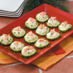 Smoked Salmon Cucumbers