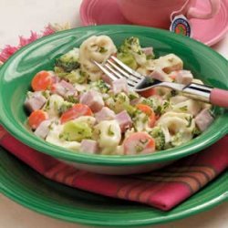 Cheesy Ham Tortellini