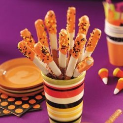 Halloween Pretzel Treats