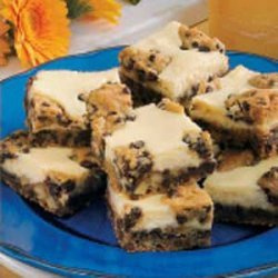 Chocolate Chip Cheesecake Bars