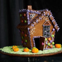 Haunted Gingerbread House