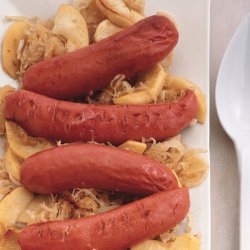 Bratwurst with Apples, Onion, and Sauerkraut