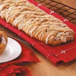 Cinnamon Almond Braid