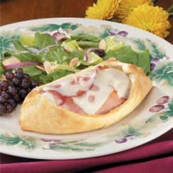 Chicken Cordon Bleu in Pastry