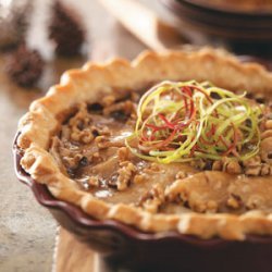 Caramel Apple Walnut Pie