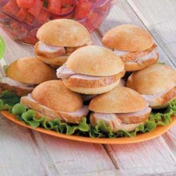 Seasoned Turkey Sandwiches