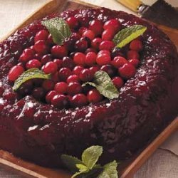 Applesauce-Berry Gelatin Mold