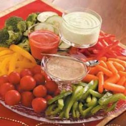 Three-Pepper Veggie Tray