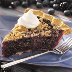 Black 'n' Blue Berry Crumb Pie