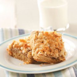 Macadamia Toffee Snack Cake