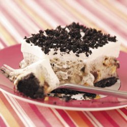 Nutty Cookies & Cream Dessert