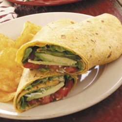 Avocado Tomato Wraps