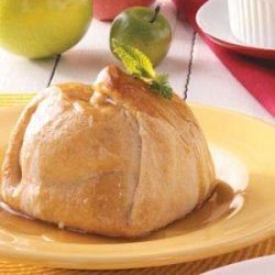 Apple Dumplings with Caramel Sauce