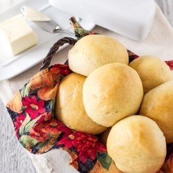 Whole Wheat Dinner Rolls