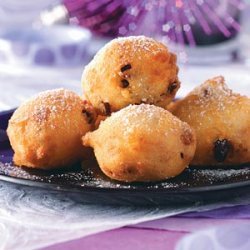 Buttermilk Berry Fritters