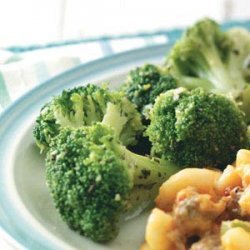 Microwaved Seasoned Broccoli Spears