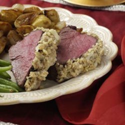 Horseradish-Encrusted Beef Tenderloin