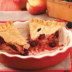 Apple & Blackberry Pie