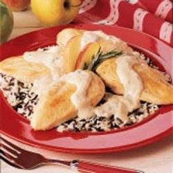 Chicken with Apple Cream Sauce