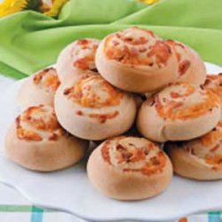 Bacon-Cheese Pinwheel Rolls