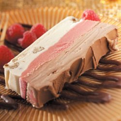 Raspberry-Fudge Frozen Dessert