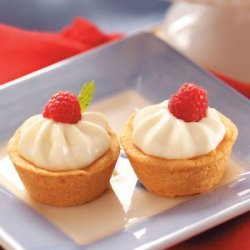 Cheese-Filled Shortbread Tartlets