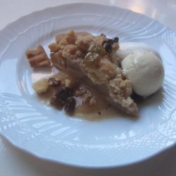 Pear and Raisin Crumble