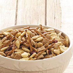 Fun-on-the-Run Snack Mix