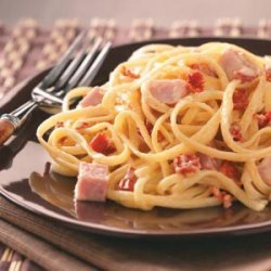 Ham & Sun-Dried Tomato Alfredo