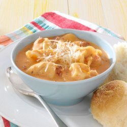 Tomato Tortellini Soup