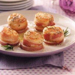 Pancetta Scallops on Potato Rounds