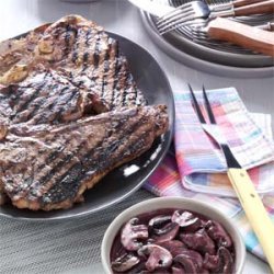 Garlic-Rubbed T-Bones with Burgundy Mushrooms