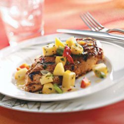 Spicy Chicken Breasts with Pepper Peach Relish