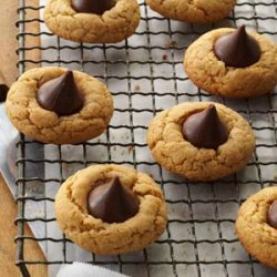 Gluten-Free Peanut Butter Kiss Cookies