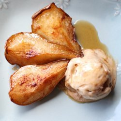 Baked Pears with Ice cream