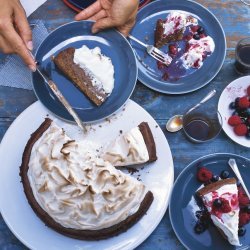 S'mores Cheesecake with Summer Berries