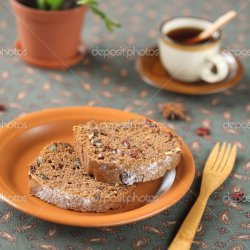 Honey and Spice Loaf Cake