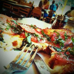 Deep-Dish Pizza Margherita