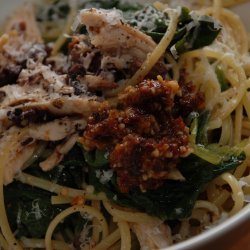 Linguine with Sun-Dried Tomato Pesto