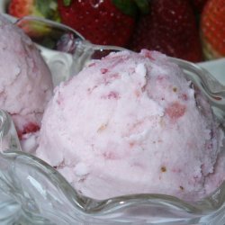 Fresh Strawberry Ice Cream